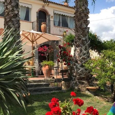 Bed and Breakfast La Capanna Di Giuseppe E Maria Taormina Esterno foto