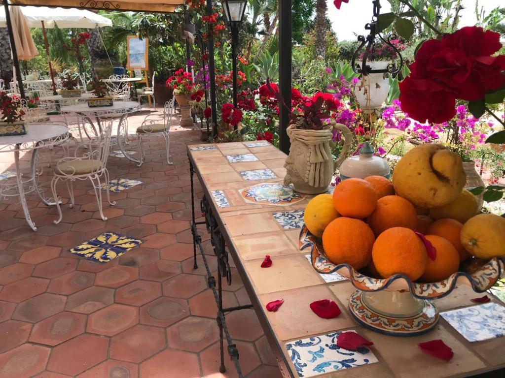Bed and Breakfast La Capanna Di Giuseppe E Maria Taormina Esterno foto